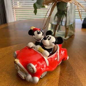 Mickey and Minnie Salt & Pepper shakers